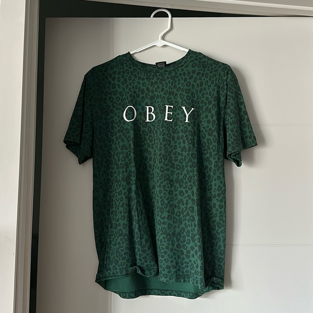Green leopard print obey t-shirt